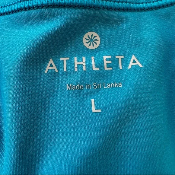 Athleta Chi Women’s Blue Tank Top Size: Large - Picture 5 of 7